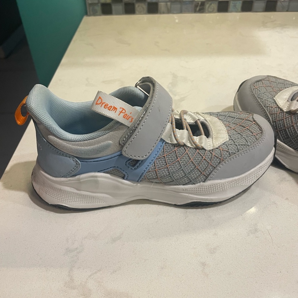 Dream Pairs Like New Kids Size 1 Sneakers (bottoms to be detailed upon purchase)